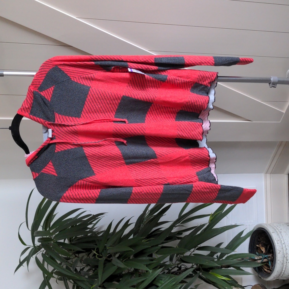 NWT BP buffalo plaid hoodie top